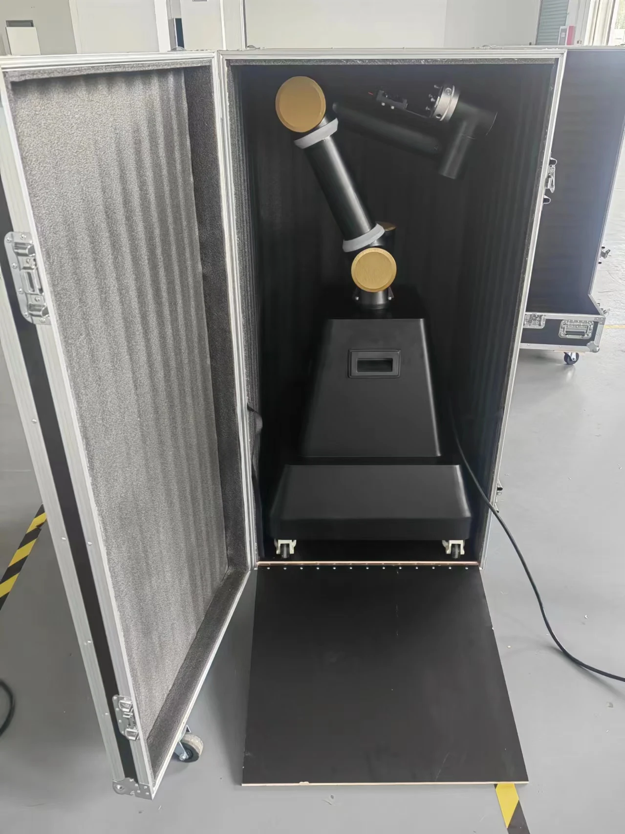 Mibot Automated Magic photoboo - Photo Booth Machine 评论和价格